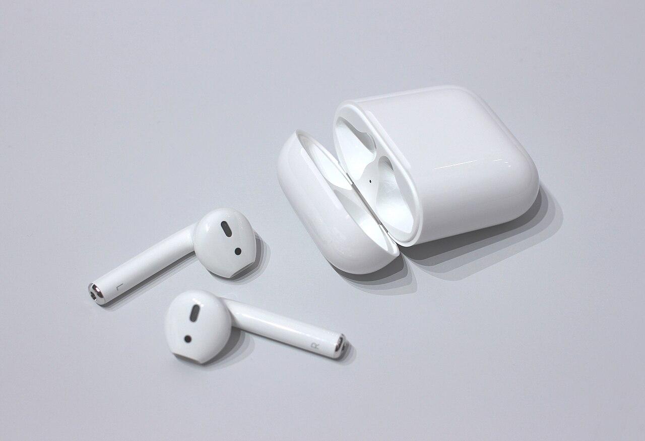 Apple AirPods 5 Apple AirPods 5
