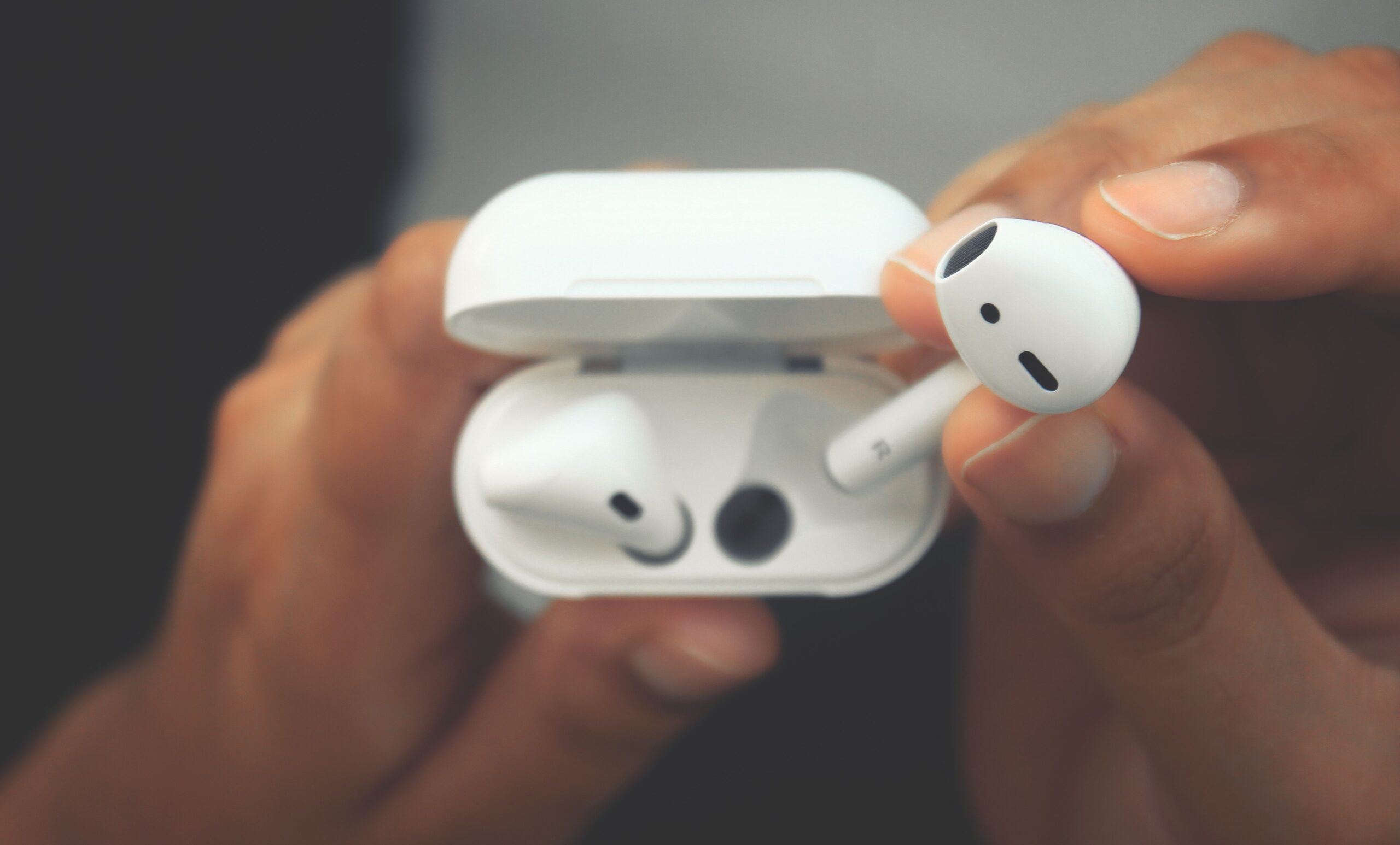 AirPods y iPhone AirPods y iPhone