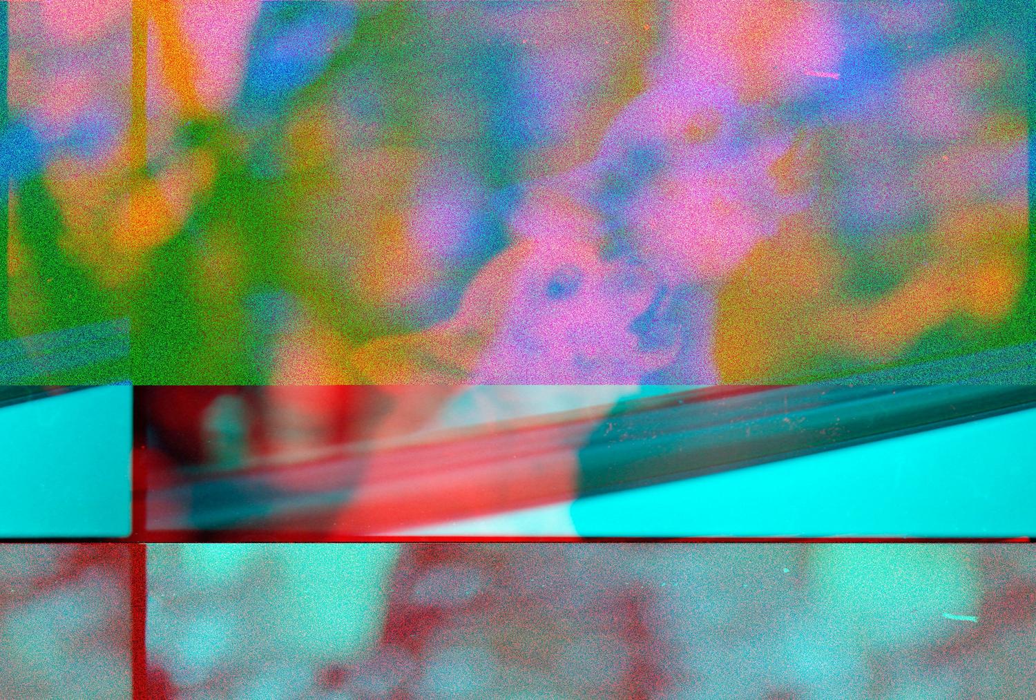 Arte digital abstracto con efectos de glitch y ruido visual que evoca la complejidad y dificultad de los lenguajes de programación raros. Arte digital abstracto con efectos de glitch y ruido visual que evoca la complejidad y dificultad de los lenguajes de programación raros.