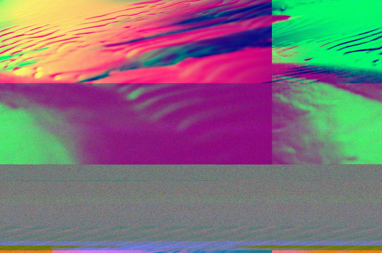 Composición de glitch art con colores vibrantes y ondas digitales, ideal para ilustrar la creatividad y extravagancia de los esolangs. Composición de glitch art con colores vibrantes y ondas digitales, ideal para ilustrar la creatividad y extravagancia de los esolangs.